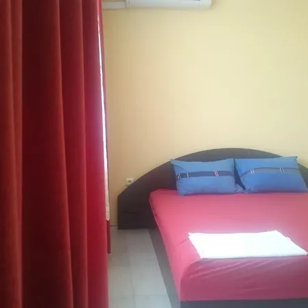 Guest house Angelina 2*